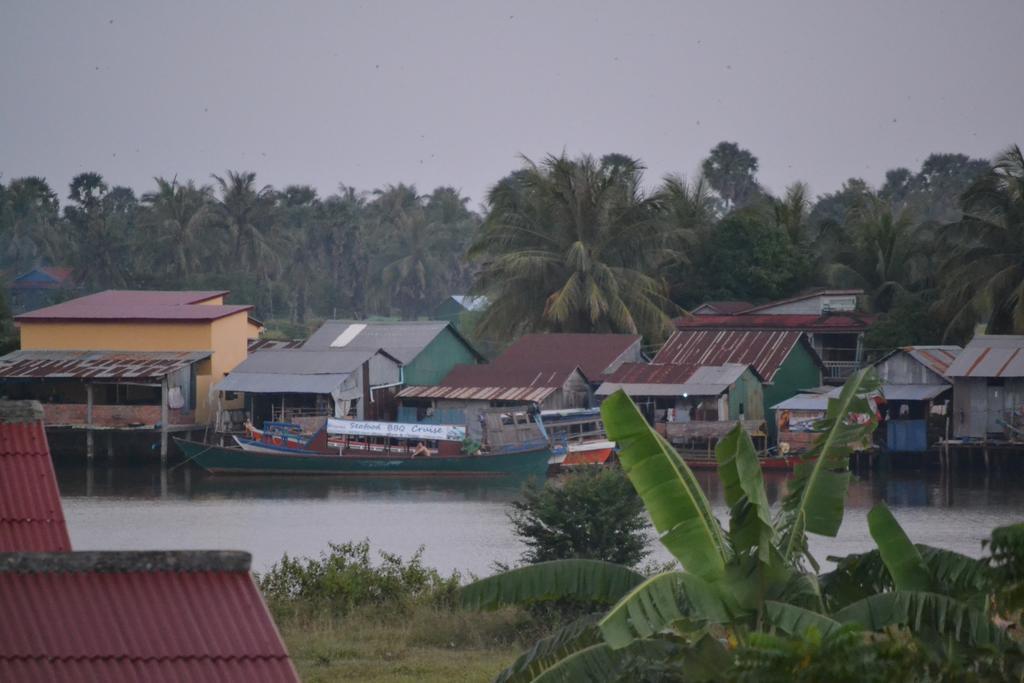 Kampot Manor Otel Dış mekan fotoğraf