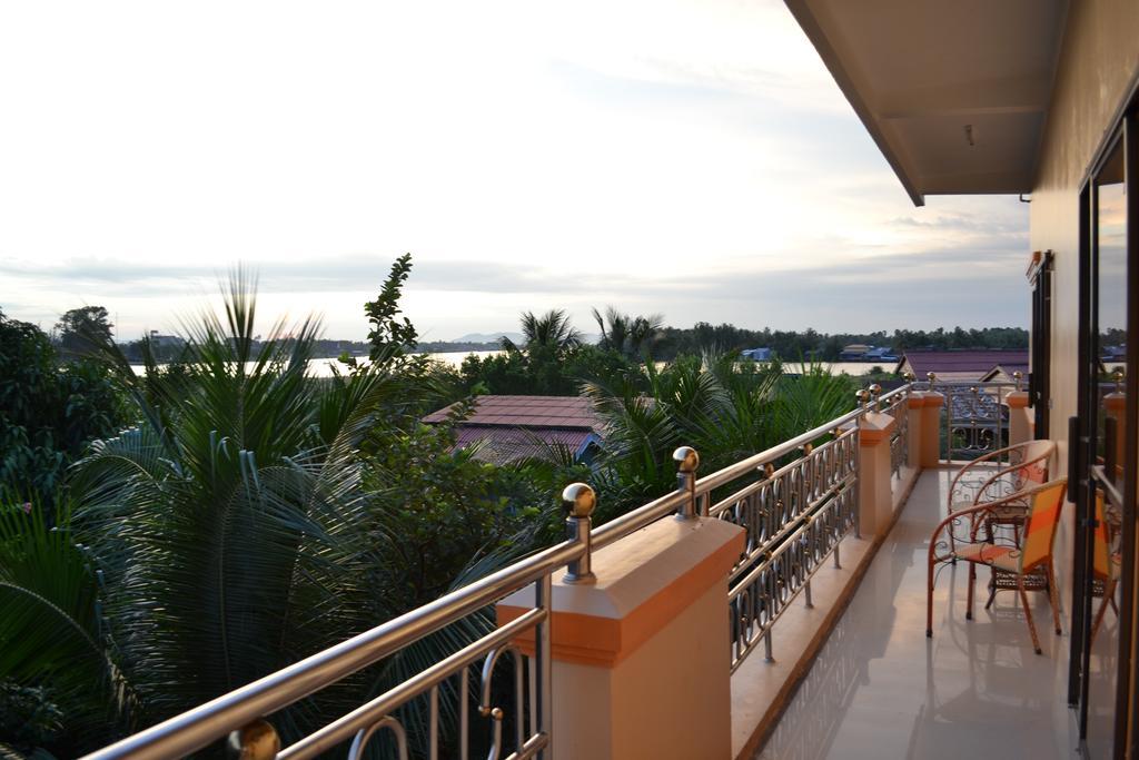 Kampot Manor Otel Dış mekan fotoğraf